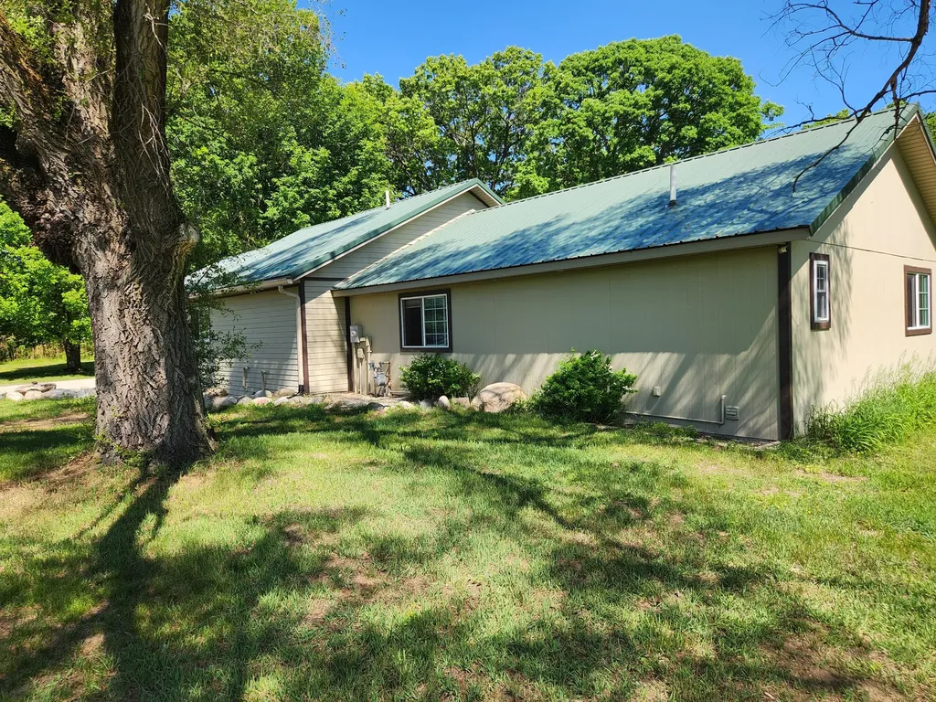 685 129th Avenue Wayland Township MI 49344