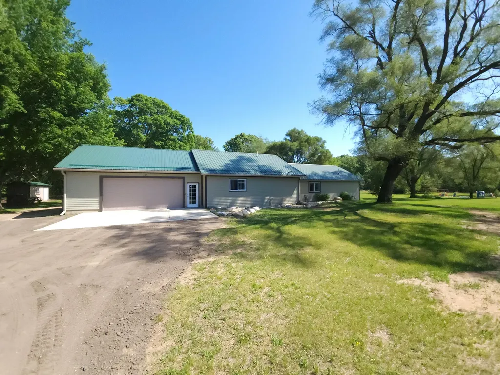 685 129th Avenue Wayland Township MI 49344