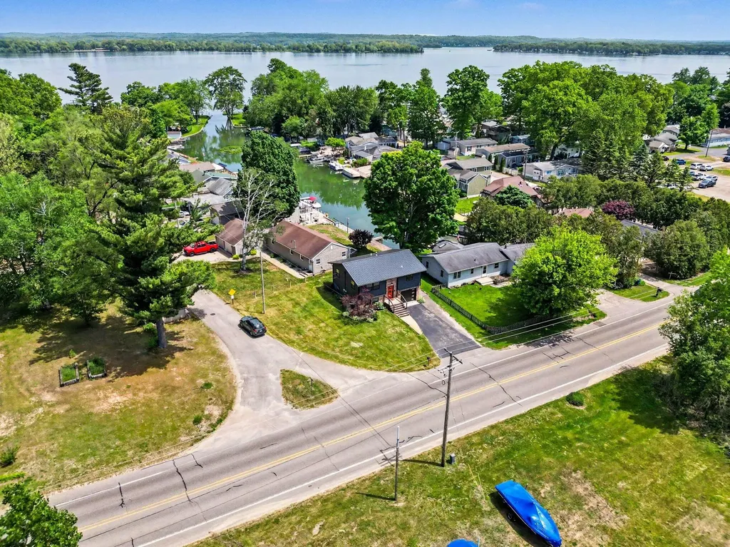 2865 S Patterson Road Yankee Springs Township MI 49348