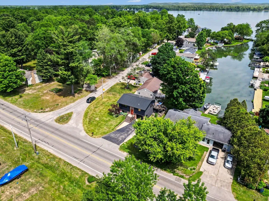 2865 S Patterson Road Yankee Springs Township MI 49348