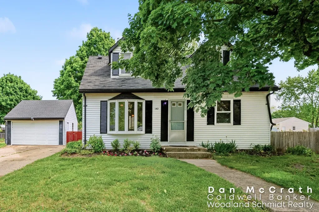 1401 Sibley Street Lowell Charter Township MI 49331