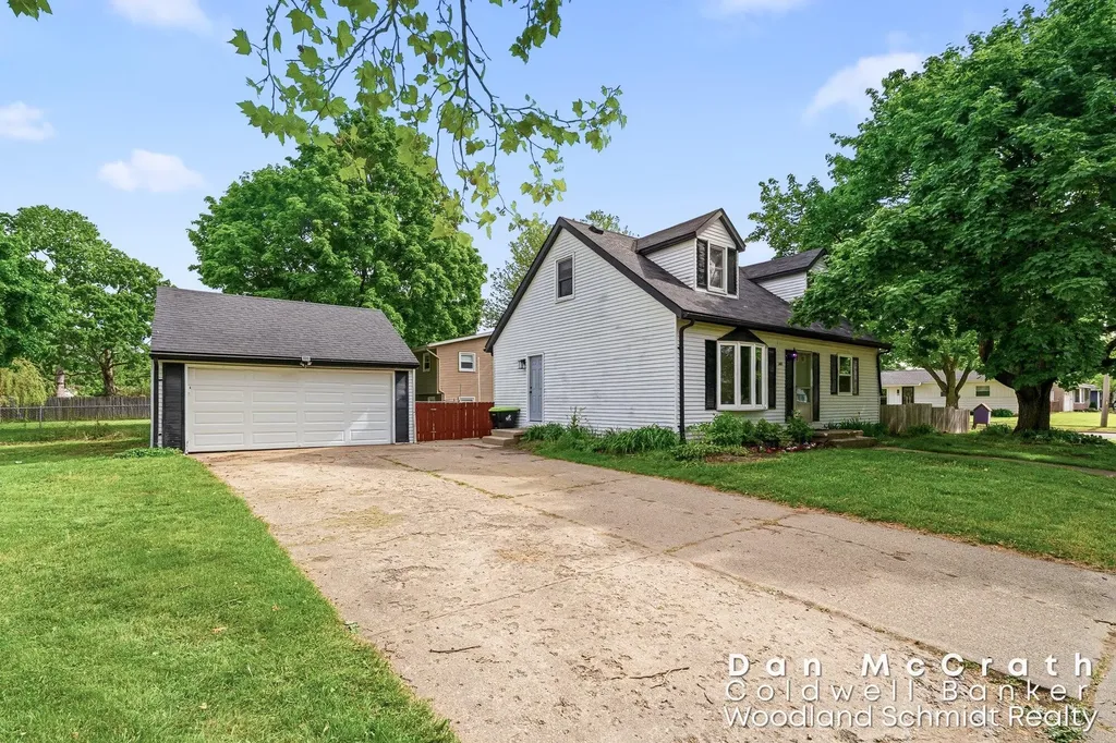 1401 Sibley Street Lowell Charter Township MI 49331