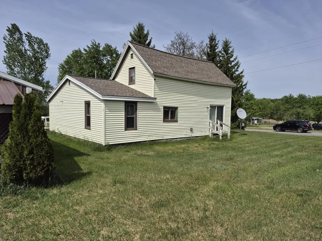 17125 Tyrone Avenue Tyrone Township MI 49330