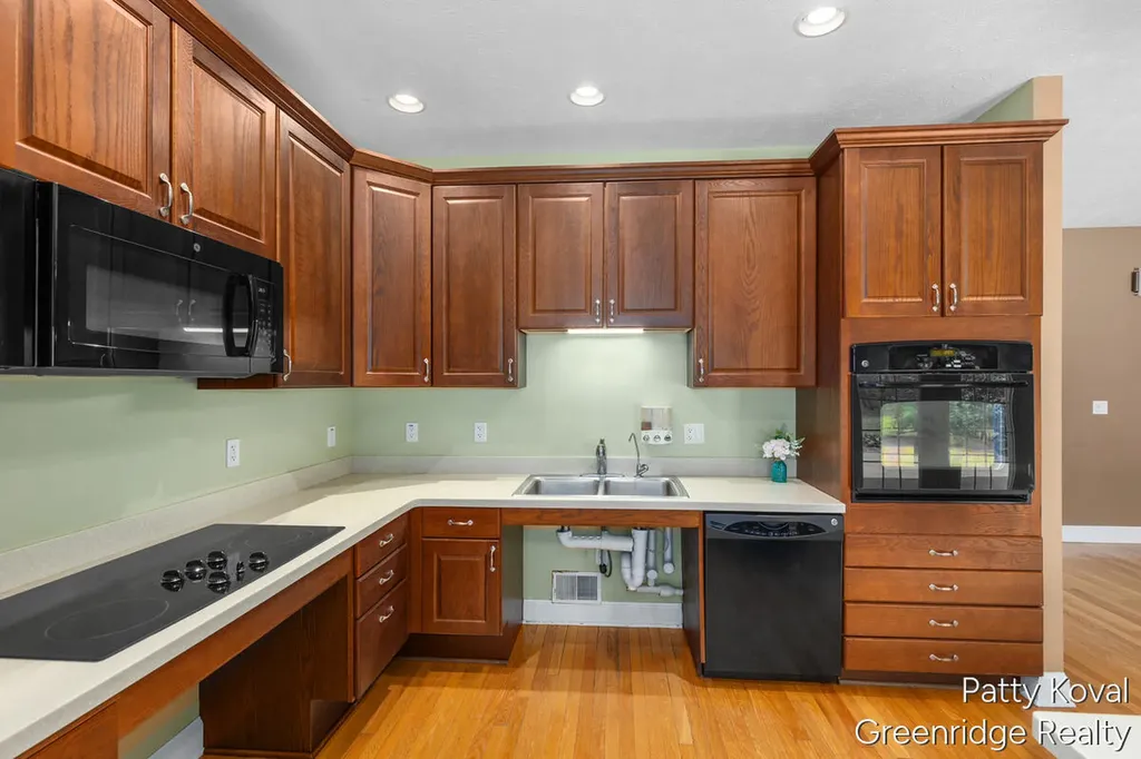 4454 Foxmoor Court Irving Township MI 49333