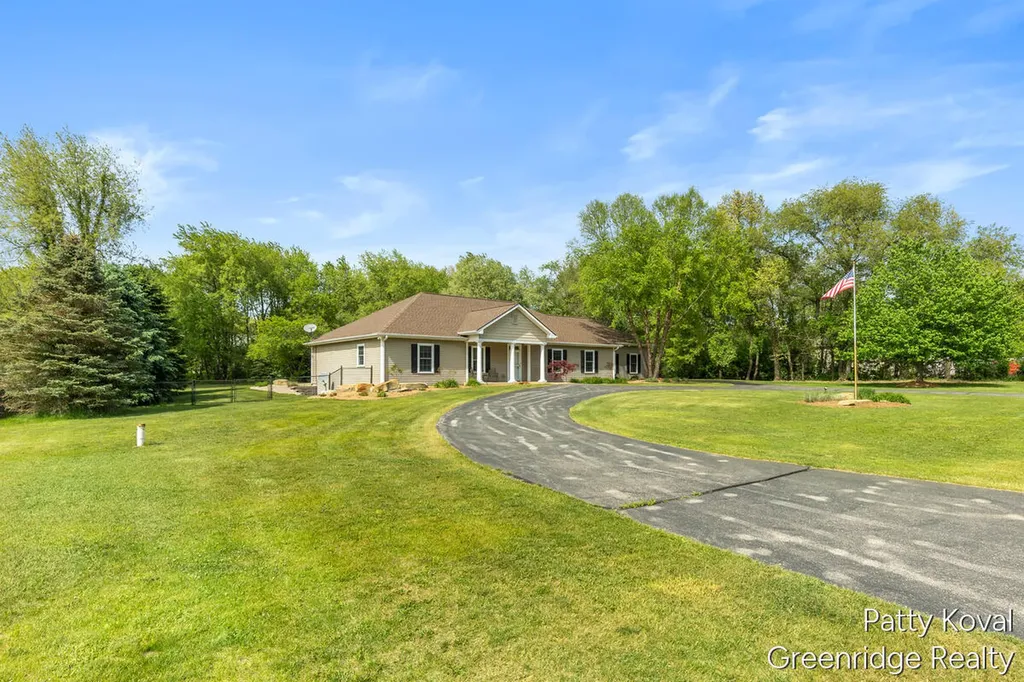 4454 Foxmoor Court Irving Township MI 49333