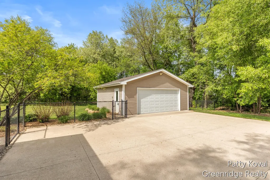 4454 Foxmoor Court Irving Township MI 49333