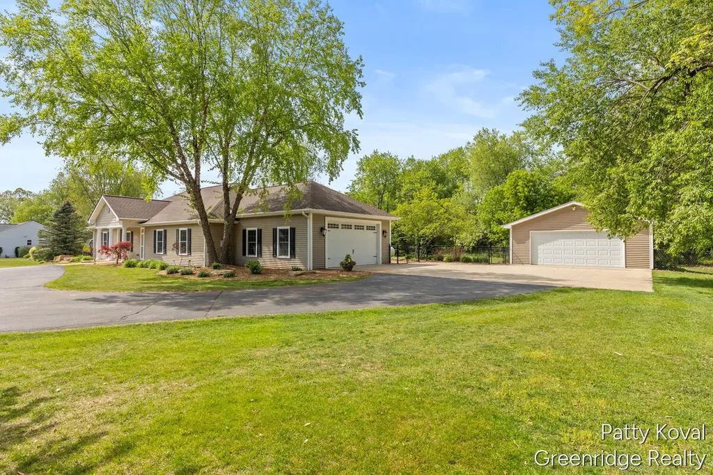 4454 Foxmoor Court Irving Township MI 49333