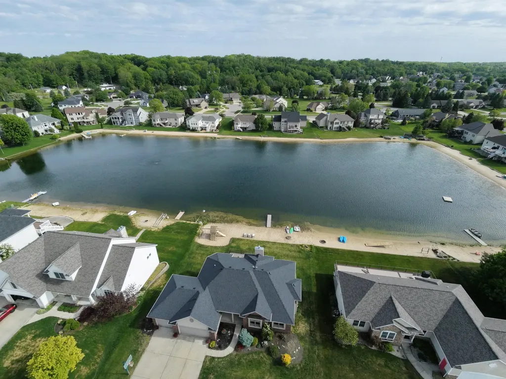 1554 Ponstein Drive Georgetown Charter Township MI 49426