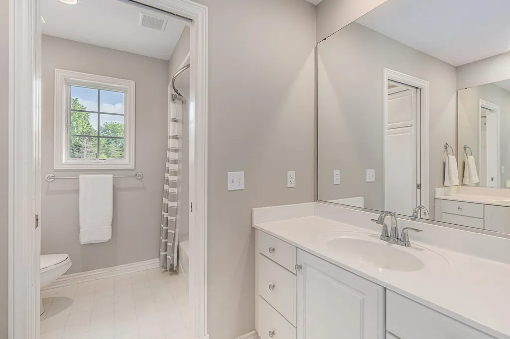 10310 E Rivershore Drive SE Caledonia Township MI 49302