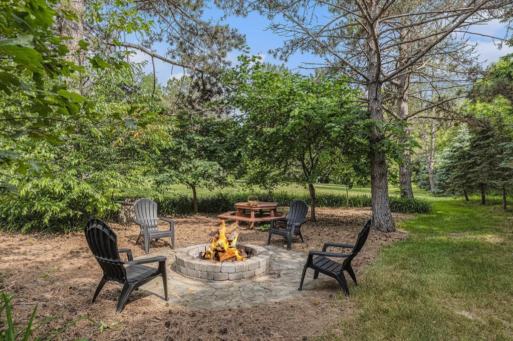 10310 E Rivershore Drive SE Caledonia Township MI 49302