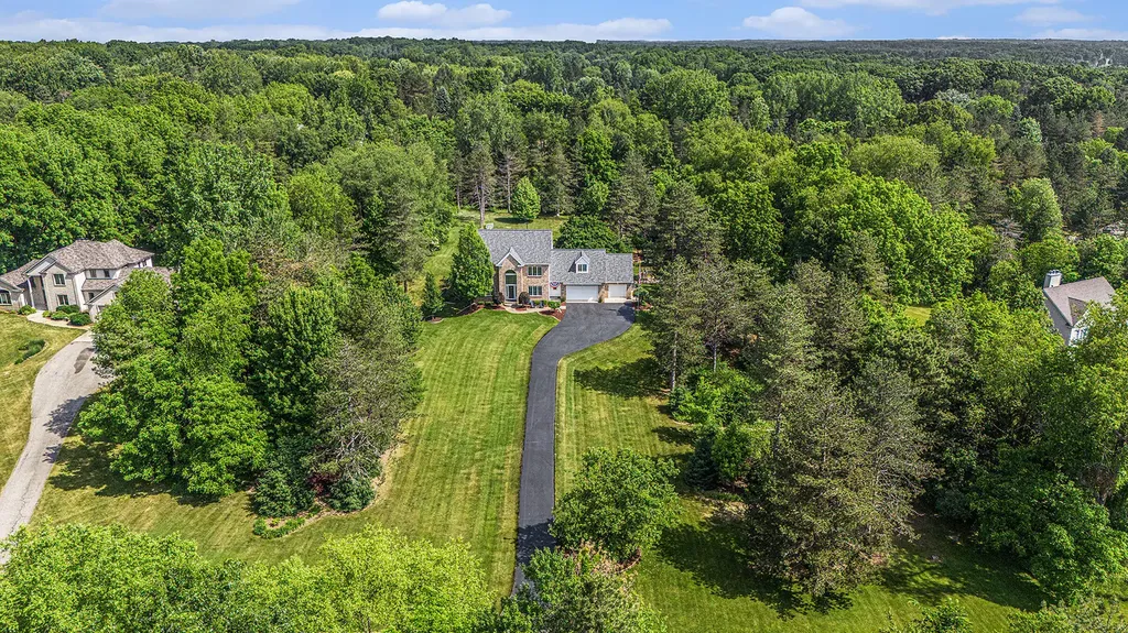 10310 E Rivershore Drive SE Caledonia Township MI 49302