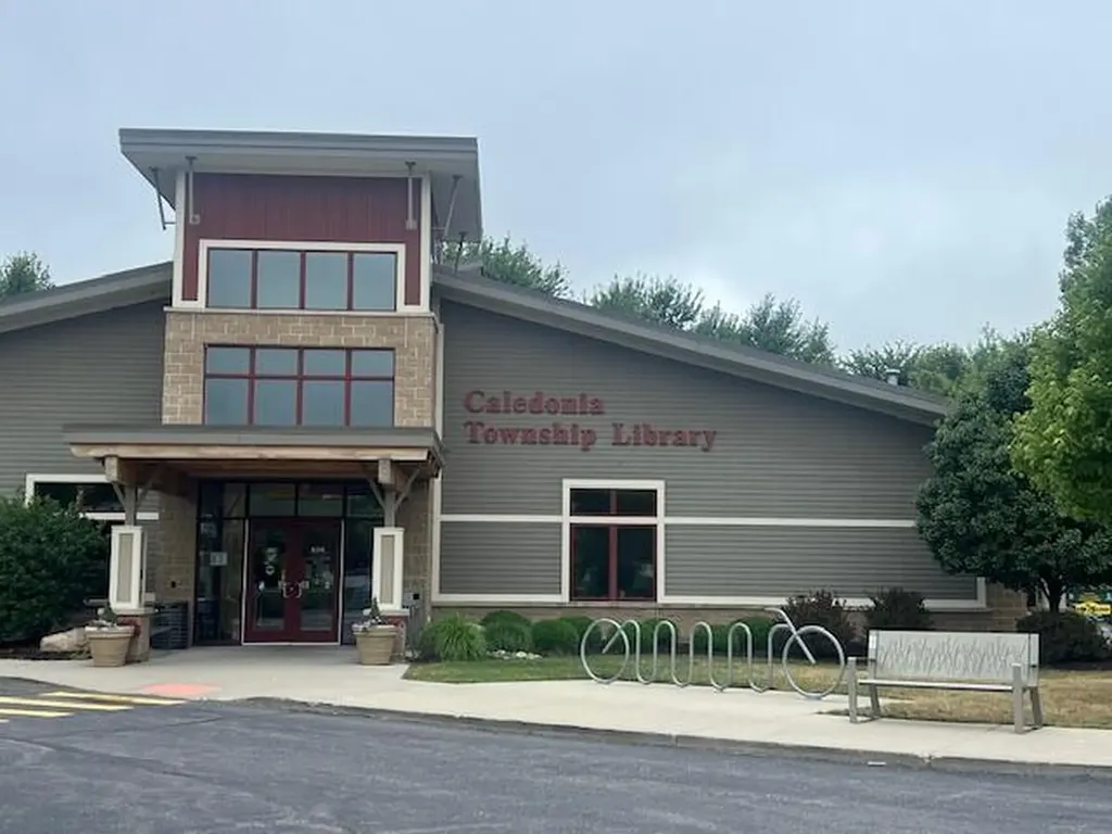 10310 E Rivershore Drive SE Caledonia Township MI 49302