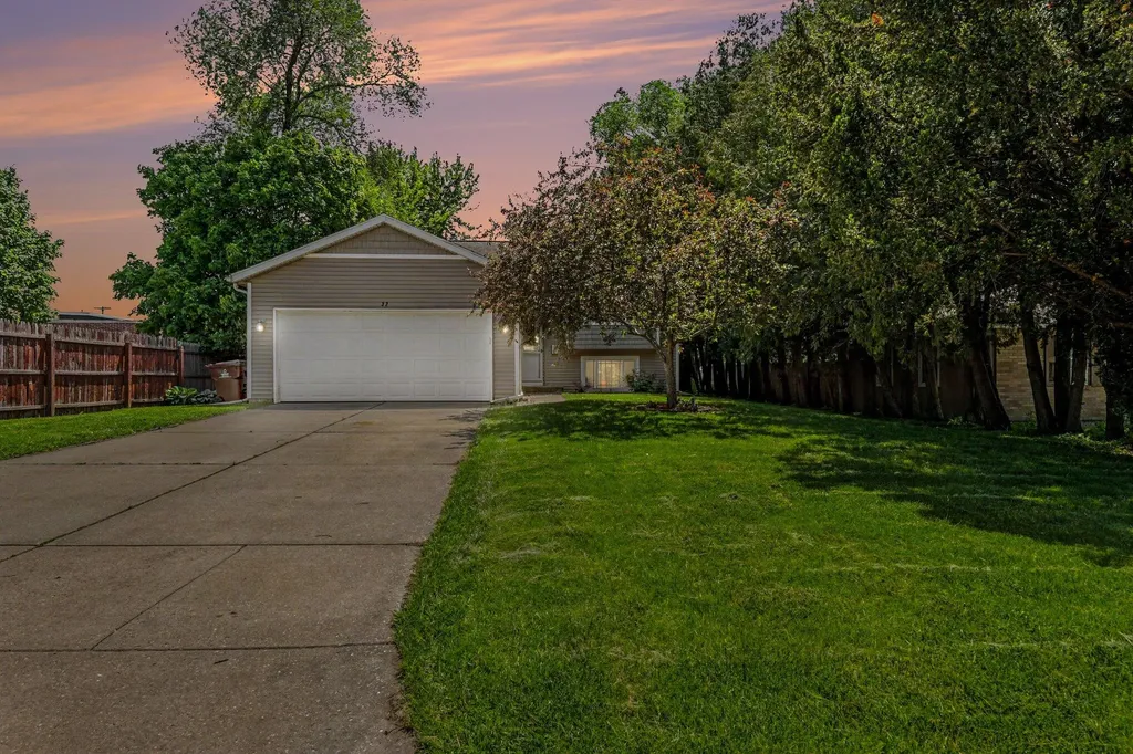 32 W Averill Street Sparta Village MI 49345