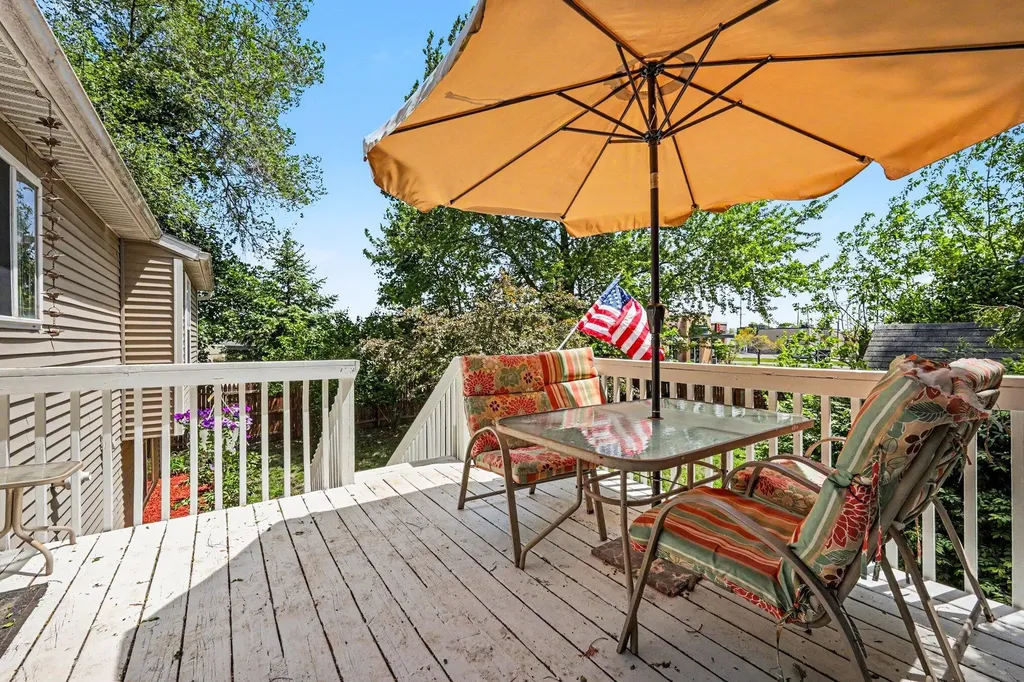 32 W Averill Street Sparta Village MI 49345