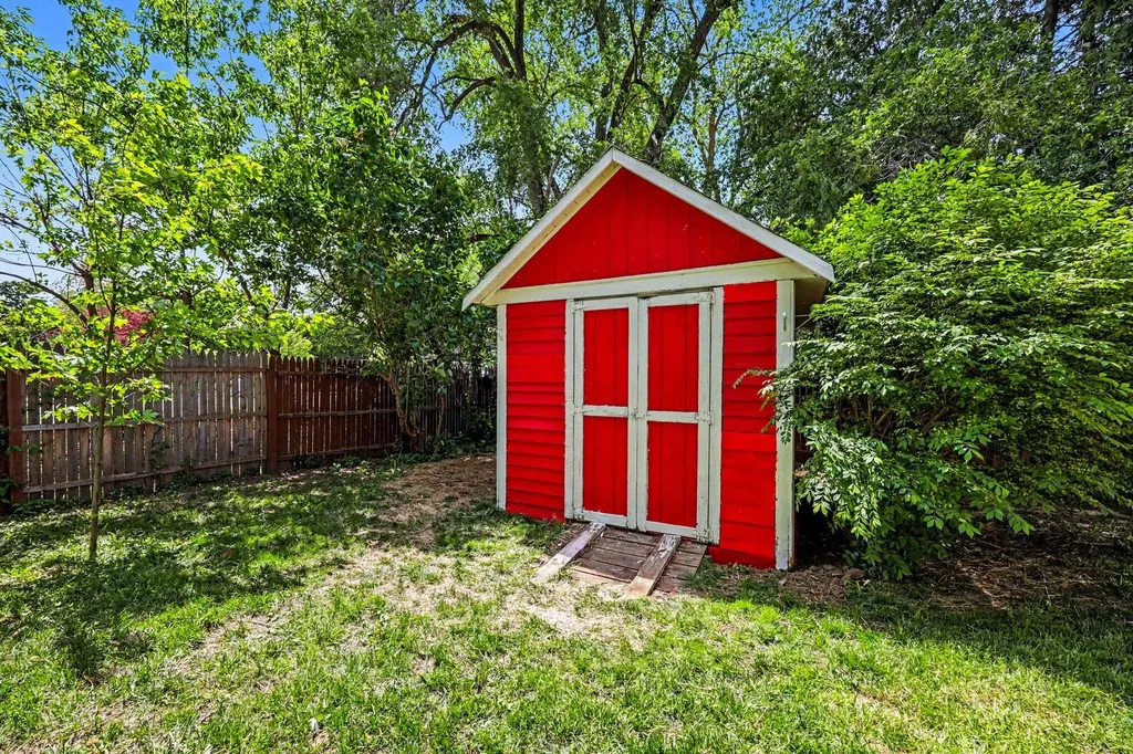 32 W Averill Street Sparta Village MI 49345