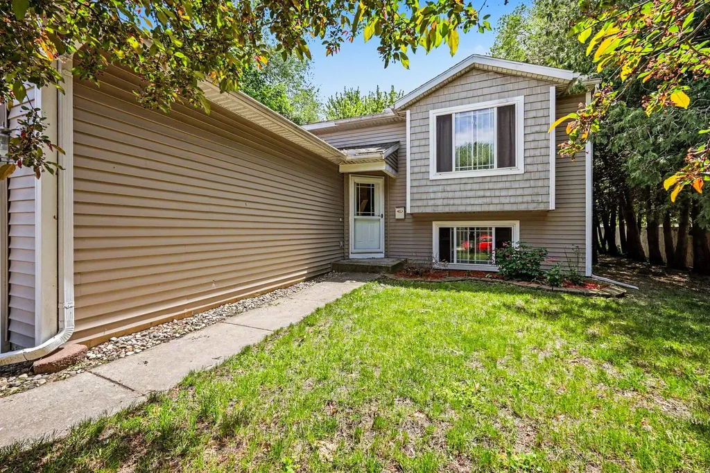32 W Averill Street Sparta Village MI 49345