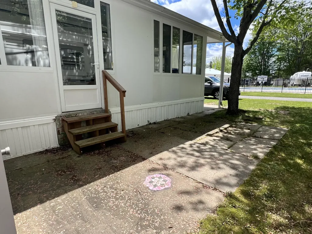 10020 N Musson Road Belvidere Township MI 48886