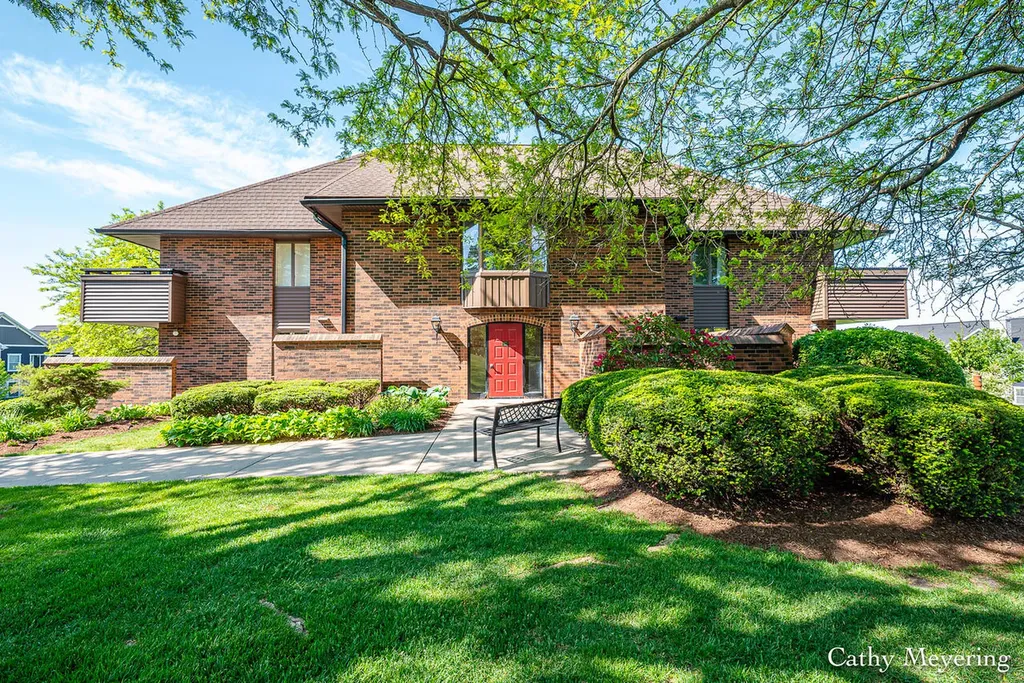 3181 Charlevoix Drive SE Cascade Charter Township MI 49546