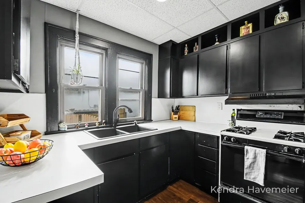 812 Richmond Street NW Grand Rapids City MI 49504
