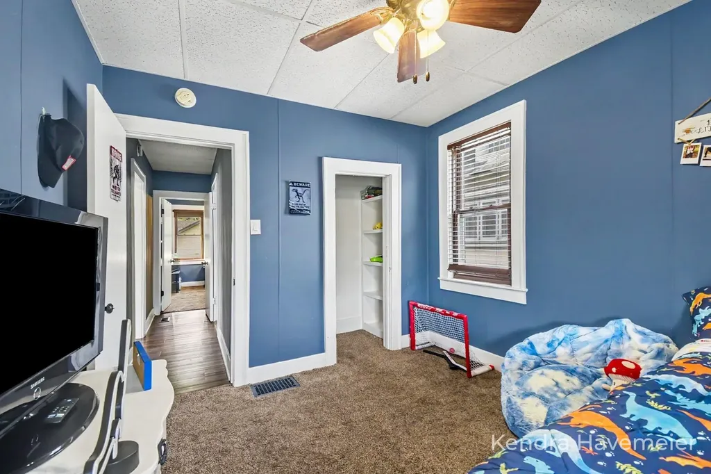 812 Richmond Street NW Grand Rapids City MI 49504
