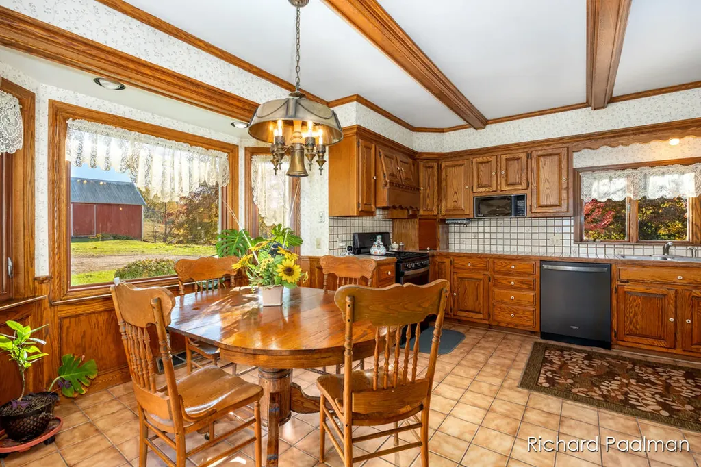 7472 84th Street SE Caledonia Township MI 49316