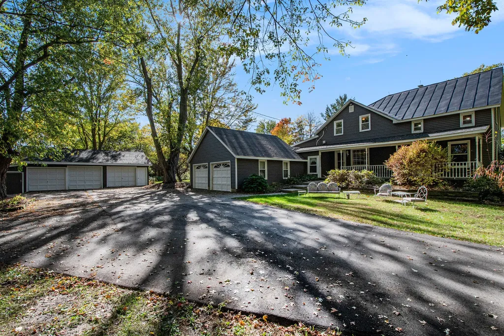 5258 92nd Street SE Caledonia Township MI 49316