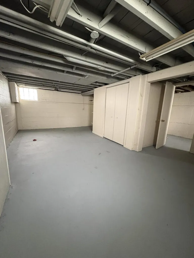 2339 Camden Avenue SW Wyoming City MI 49519