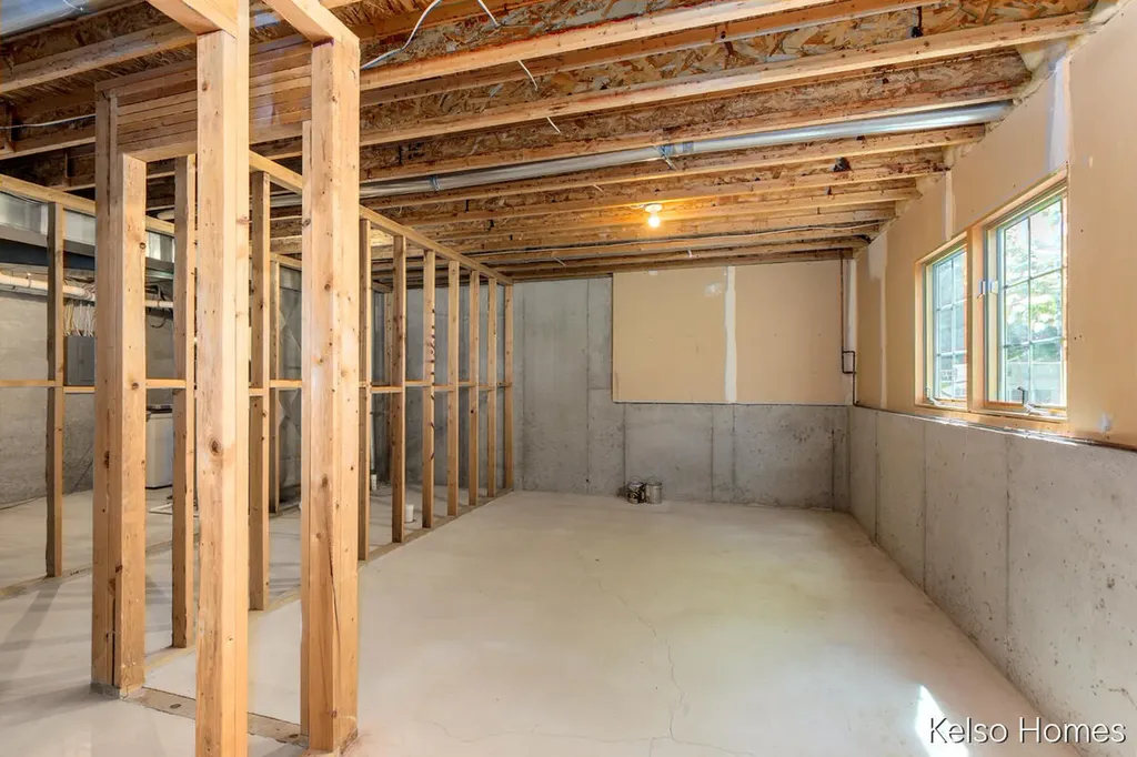 2009 Bryceway Court NE Grand Rapids City MI 49505