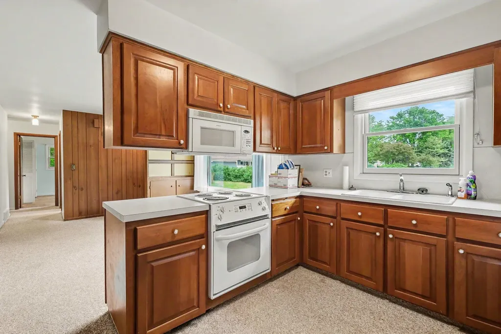 4300 Rezen Court NE Plainfield Charter Township MI 49341