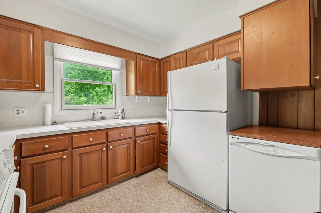4300 Rezen Court NE Plainfield Charter Township MI 49341