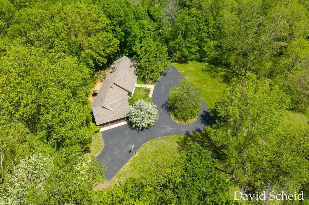 10225 River Shore Drive Caledonia Township MI 49316