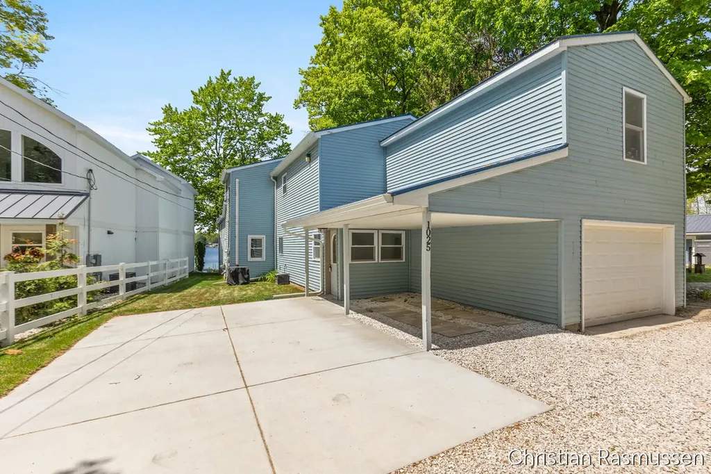 1025 Adams Street NW Douglass Township MI 48888