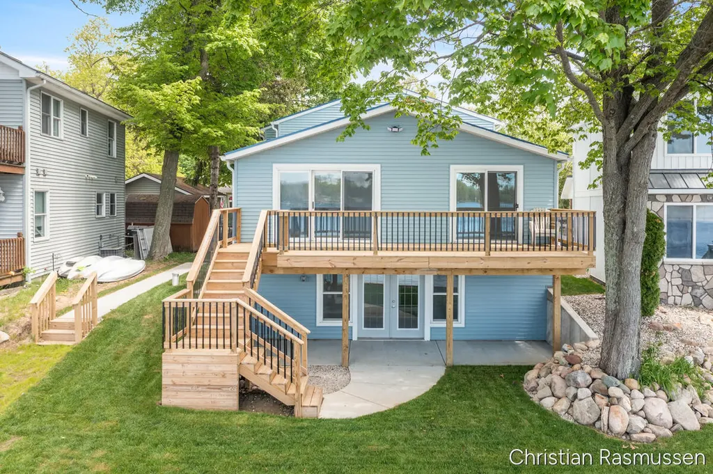 1025 Adams Street NW Douglass Township MI 48888