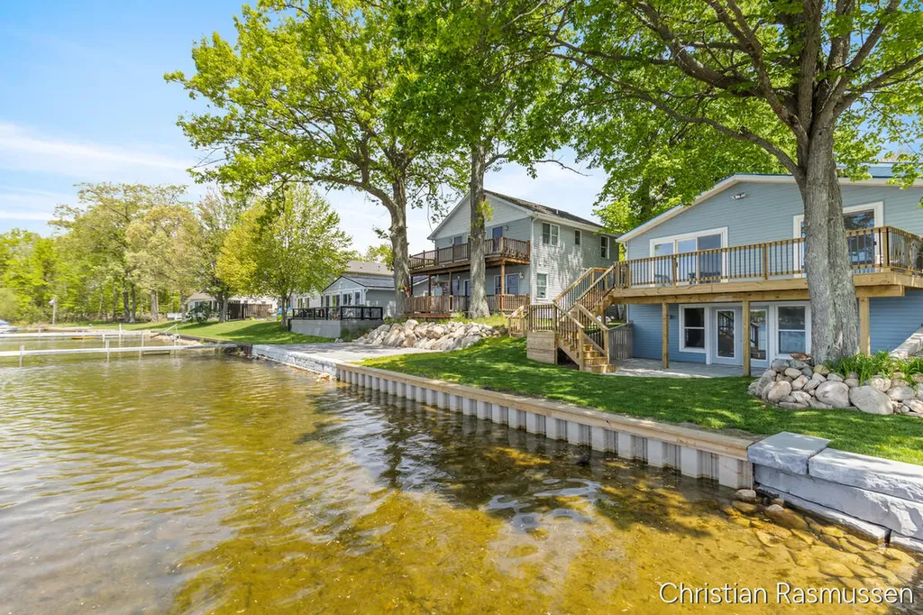 1025 Adams Street NW Douglass Township MI 48888