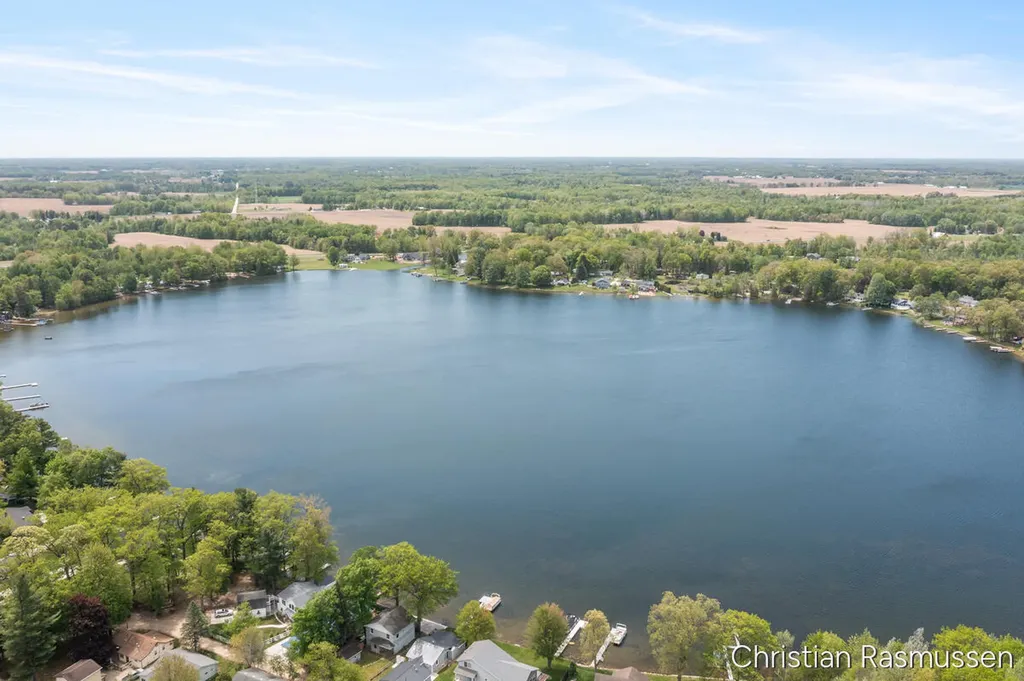 1025 Adams Street NW Douglass Township MI 48888
