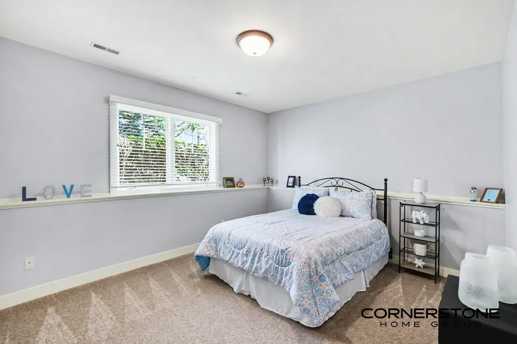 4263 S Oak Pointe Court NE Plainfield Charter Township MI 49525