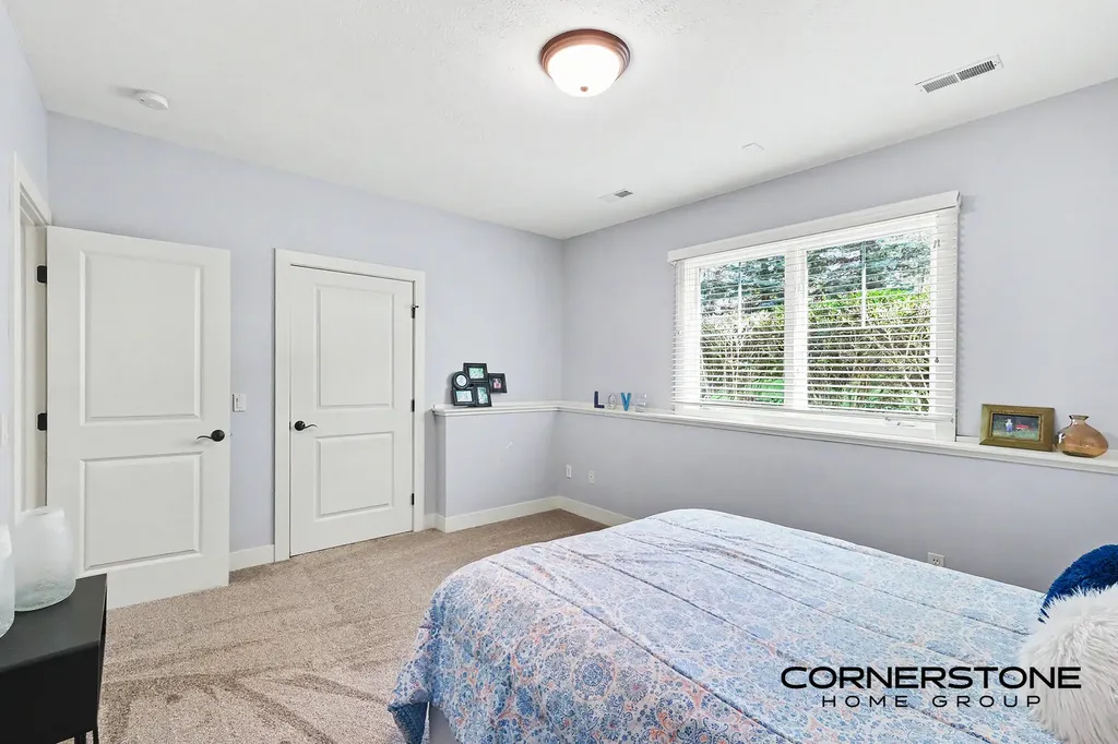 4263 S Oak Pointe Court NE Plainfield Charter Township MI 49525