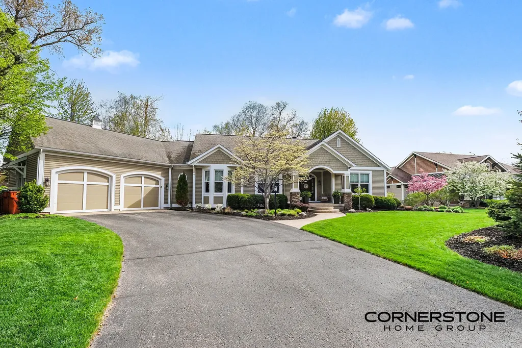 4263 S Oak Pointe Court NE Plainfield Charter Township MI 49525
