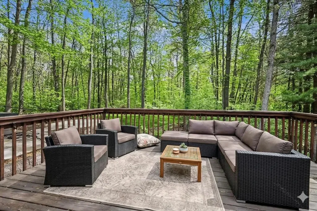 5224 Bonasa Drive NE Courtland Township MI 49341