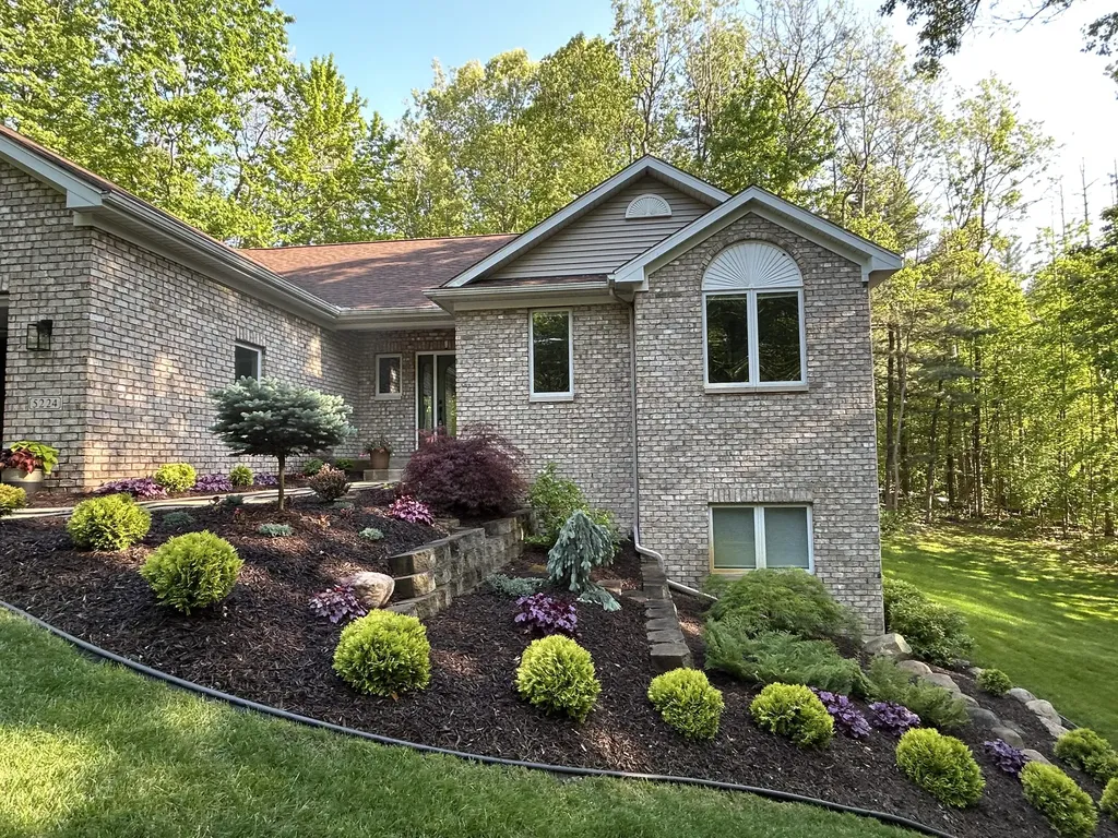 5224 Bonasa Drive NE Courtland Township MI 49341