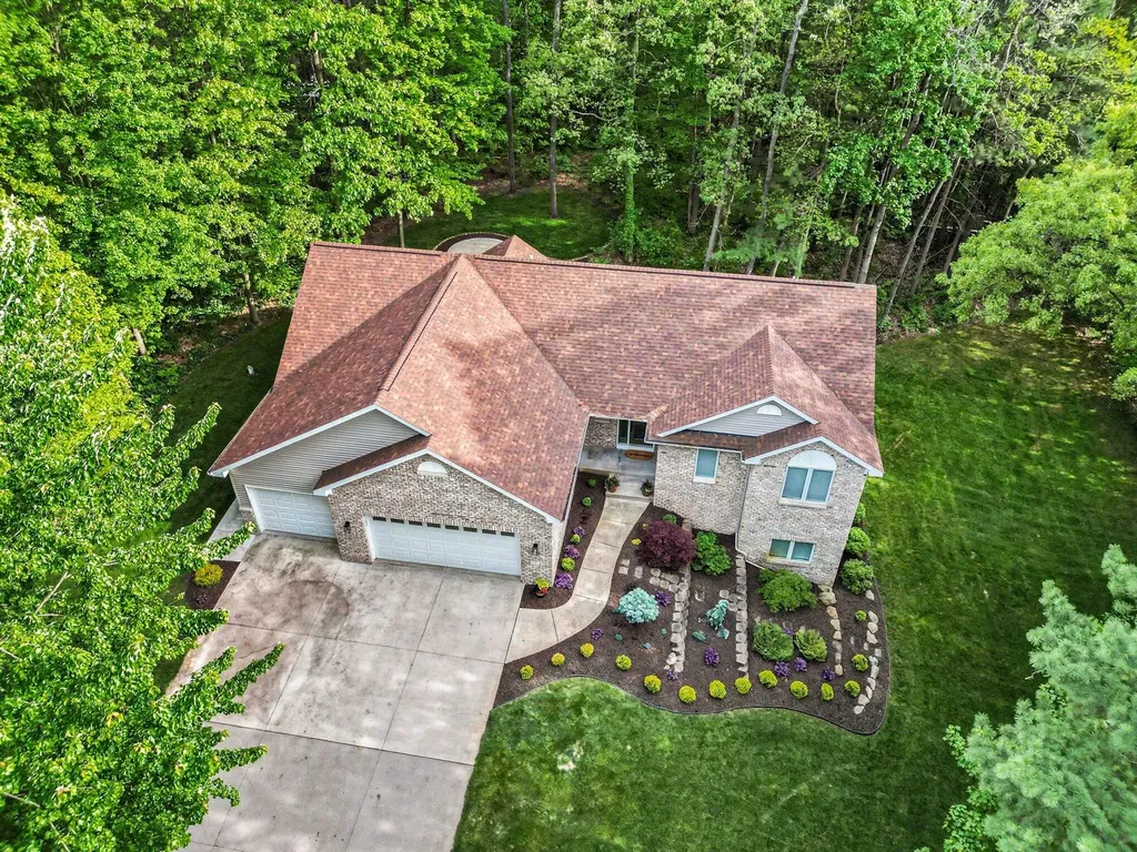 5224 Bonasa Drive NE Courtland Township MI 49341