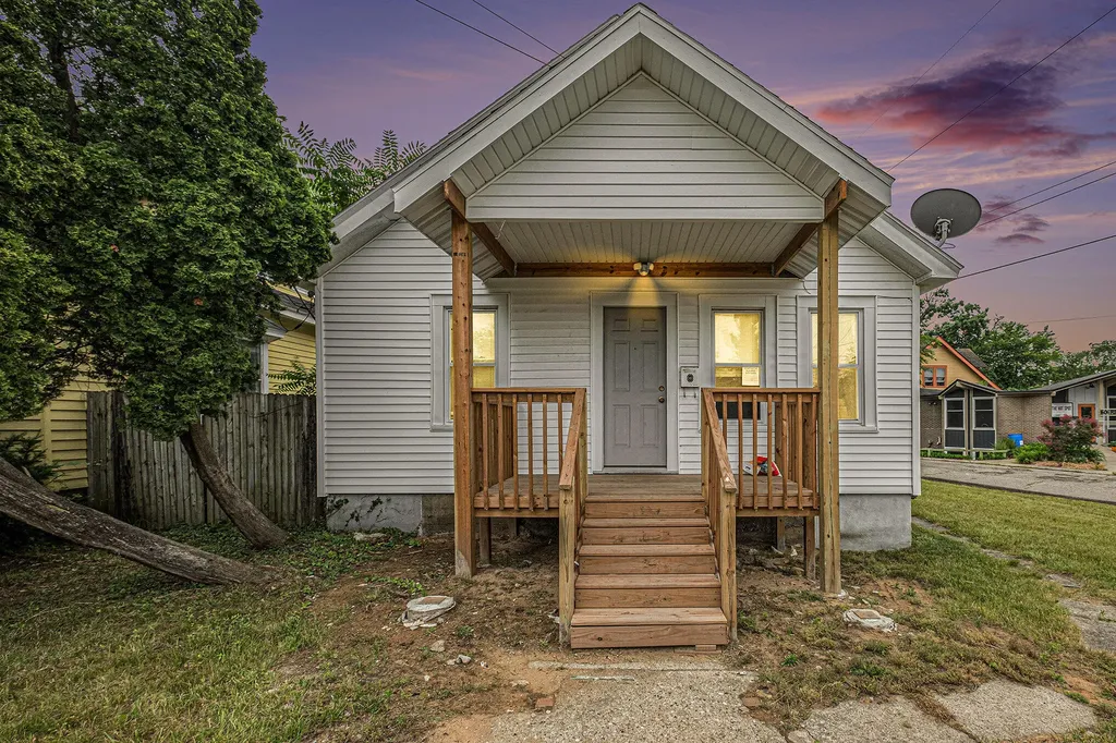 1222 Boston Street SE Grand Rapids City MI 49507