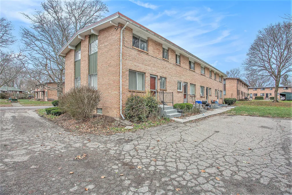 1258 Northfield Avenue NE Grand Rapids City MI 49505