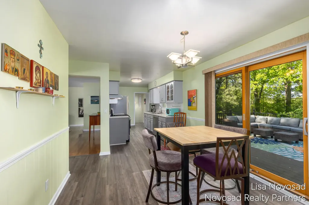 225 Alewa Drive NW Grand Rapids City MI 49504
