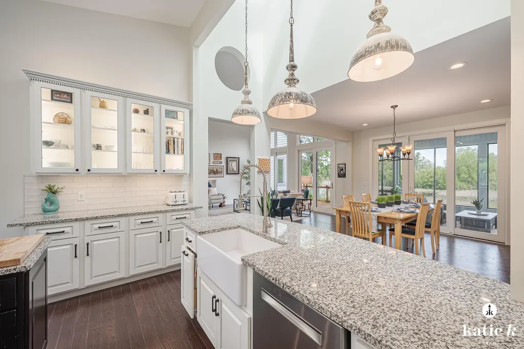 1055 Bradford Hollow Lane NE Grand Rapids Charter Township MI 49525