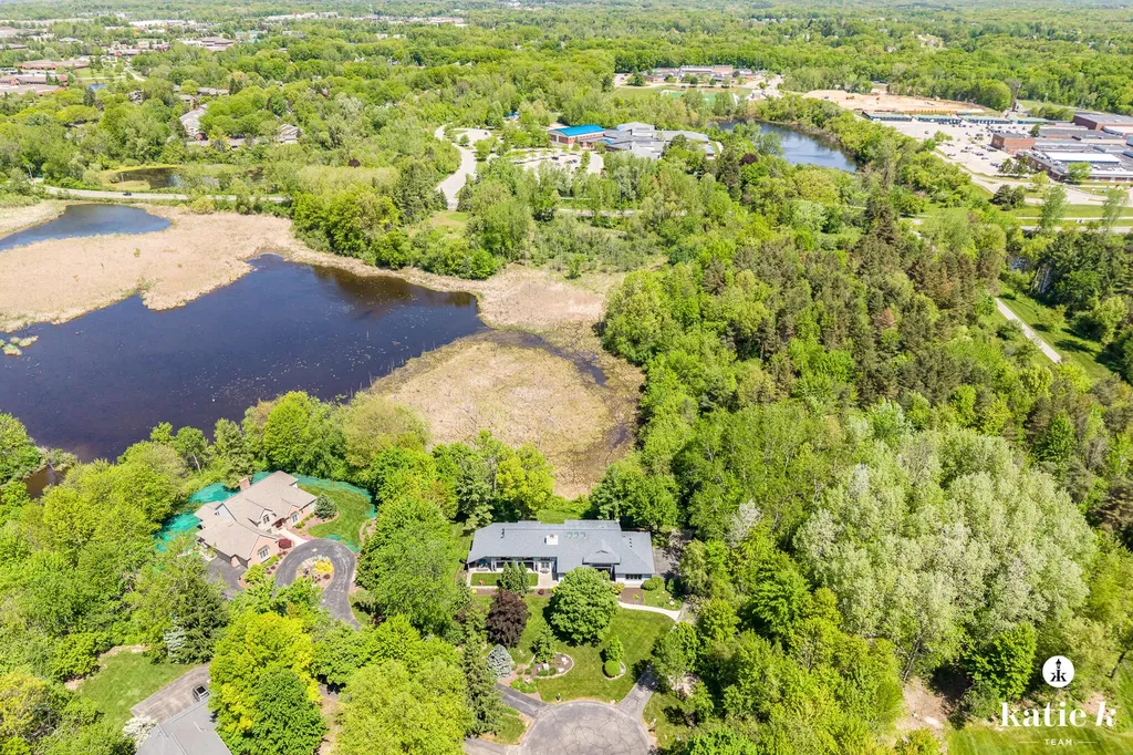 1055 Bradford Hollow Lane NE Grand Rapids Charter Township MI 49525