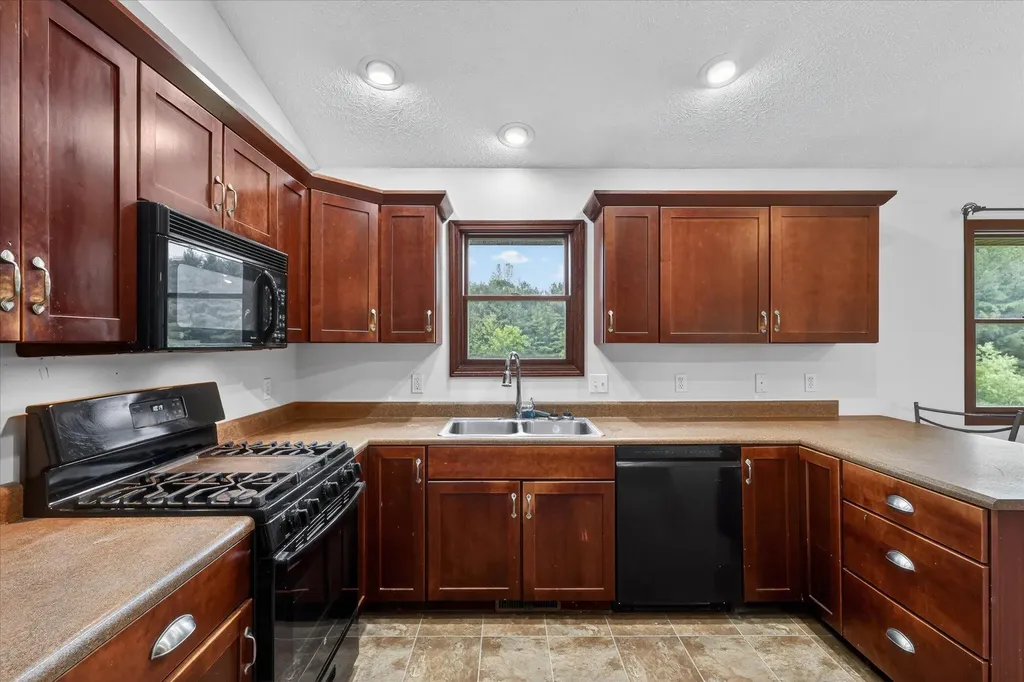 1245 138th Avenue Dorr Township MI 49348
