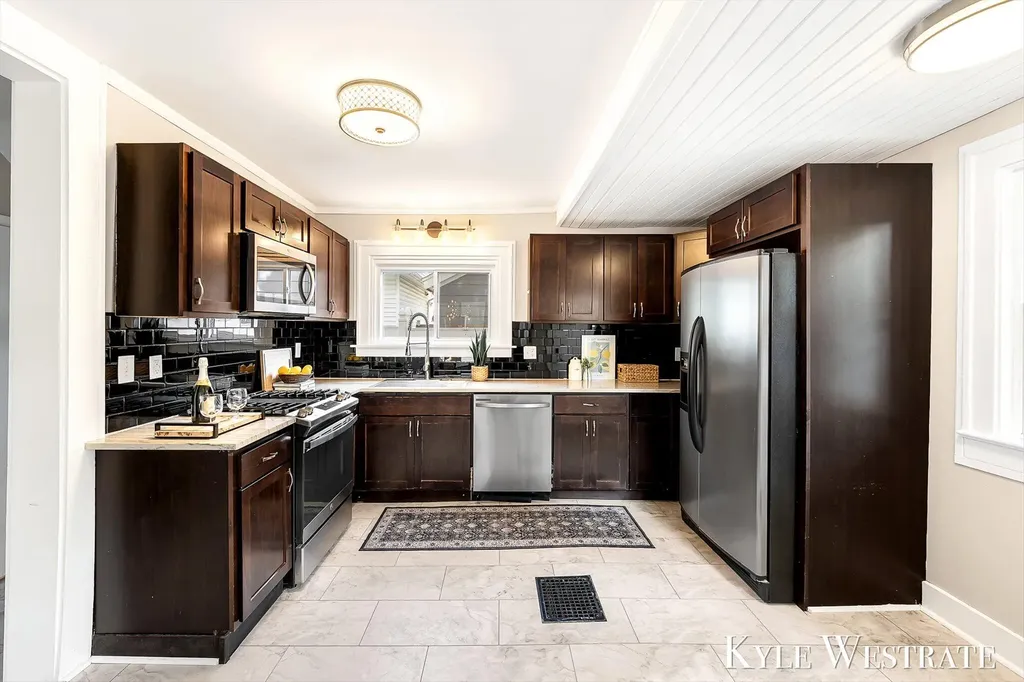 1248 Fisk Road SE Grand Rapids City MI 49506