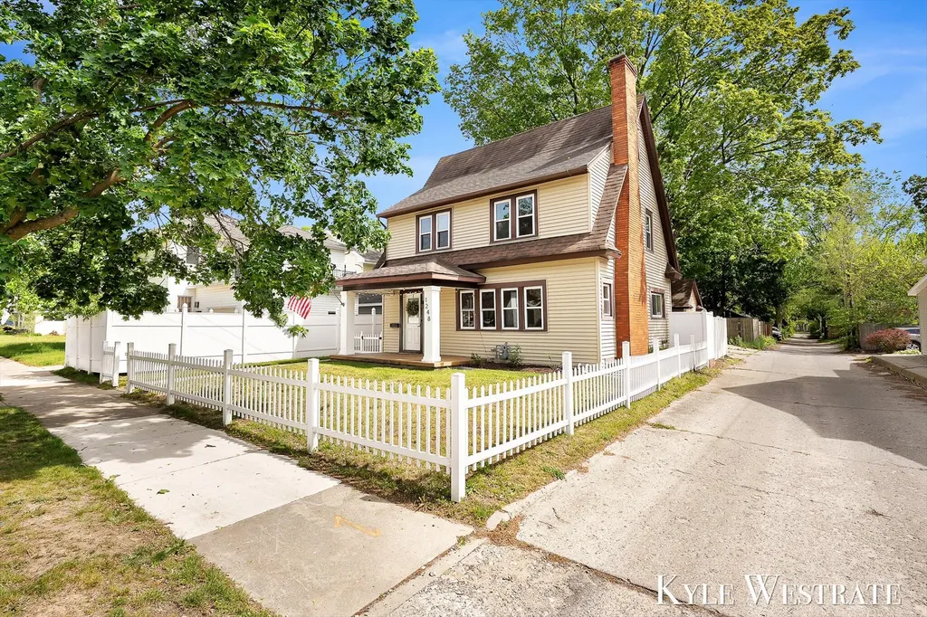 1248 Fisk Road SE Grand Rapids City MI 49506