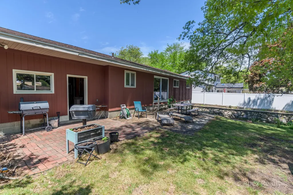 3436 Butler Drive Norton Shores City MI 49441